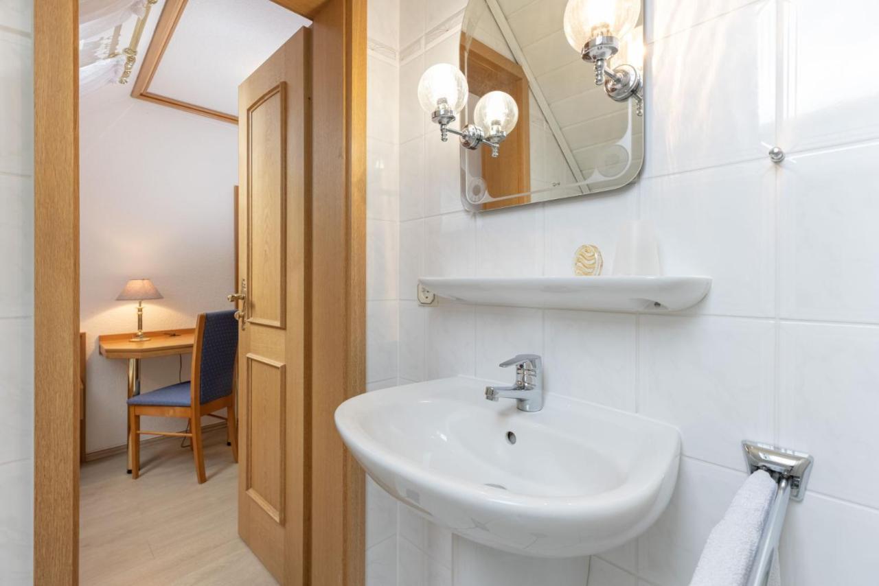 Landpension Germania Neuhausen  Екстер'єр фото