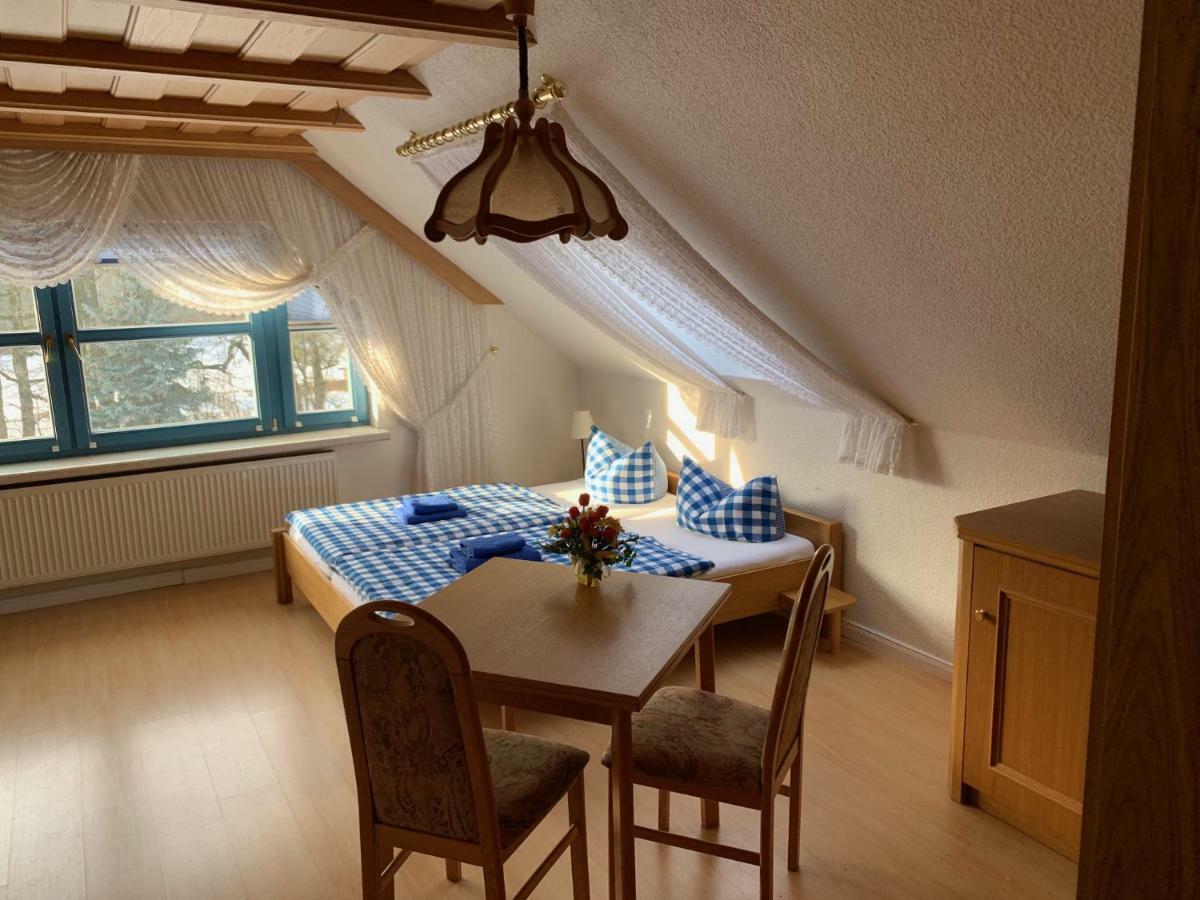 Landpension Germania Neuhausen  Екстер'єр фото