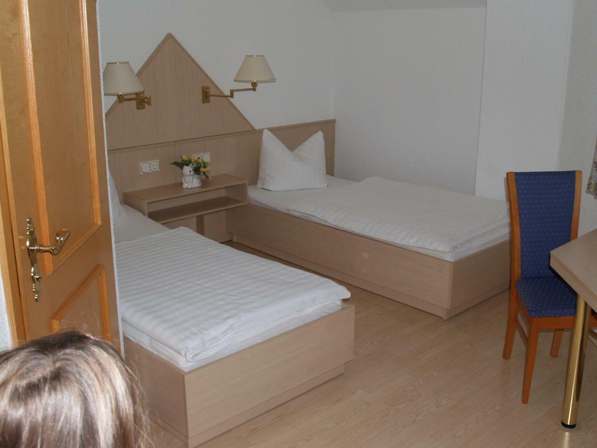 Landpension Germania Neuhausen  Екстер'єр фото
